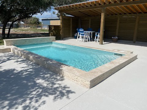 Gallery Image: Majestic Pools & Spas Pool Contractors