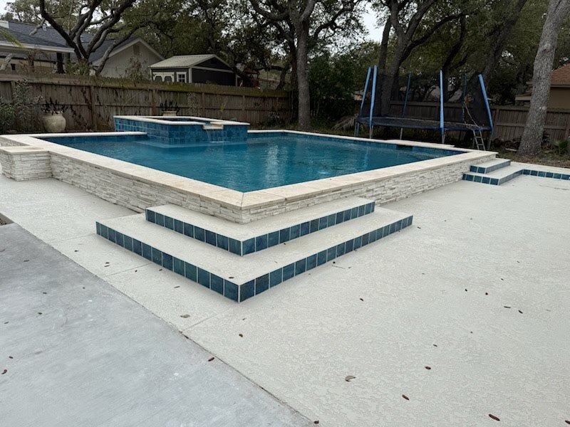 Gallery Image: Majestic Pools & Spas Pool Contractors