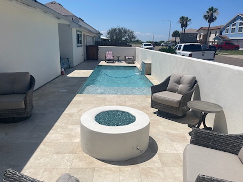 Gallery Image: Majestic Pools & Spas Pool Contractors